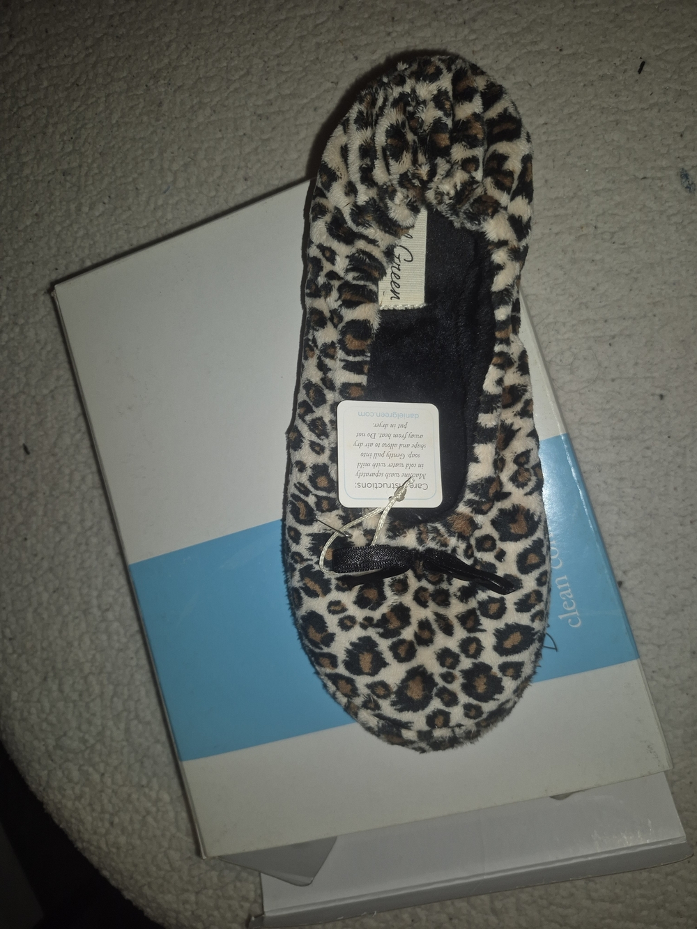 Leopard Print Women's Ballet Slippers - Cozy Slip-On with Bow